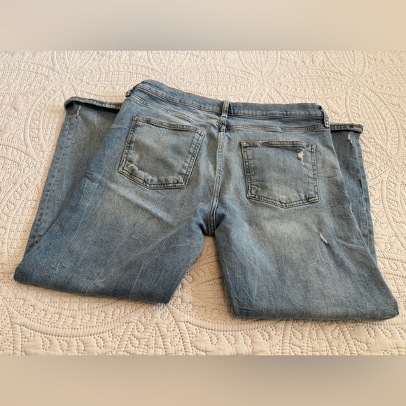 Zara Blue Relaxed Jeans with Natural Fading - Picture 5 of 9